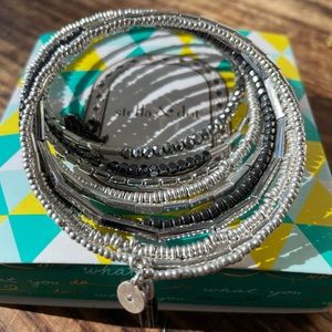 STELLA & DOT Celine Wrap Silver/Graphite Bracelet